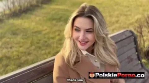 Polskie Porno I met a hot girl in the park and offered to have sex for money- ViXXXie Rox