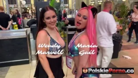 Polskie Amatorskie Maria and Wendy are putting on a show
